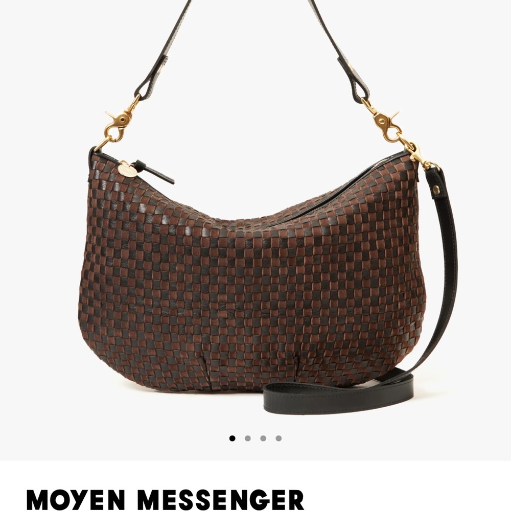 Clare V Moyen Messenger